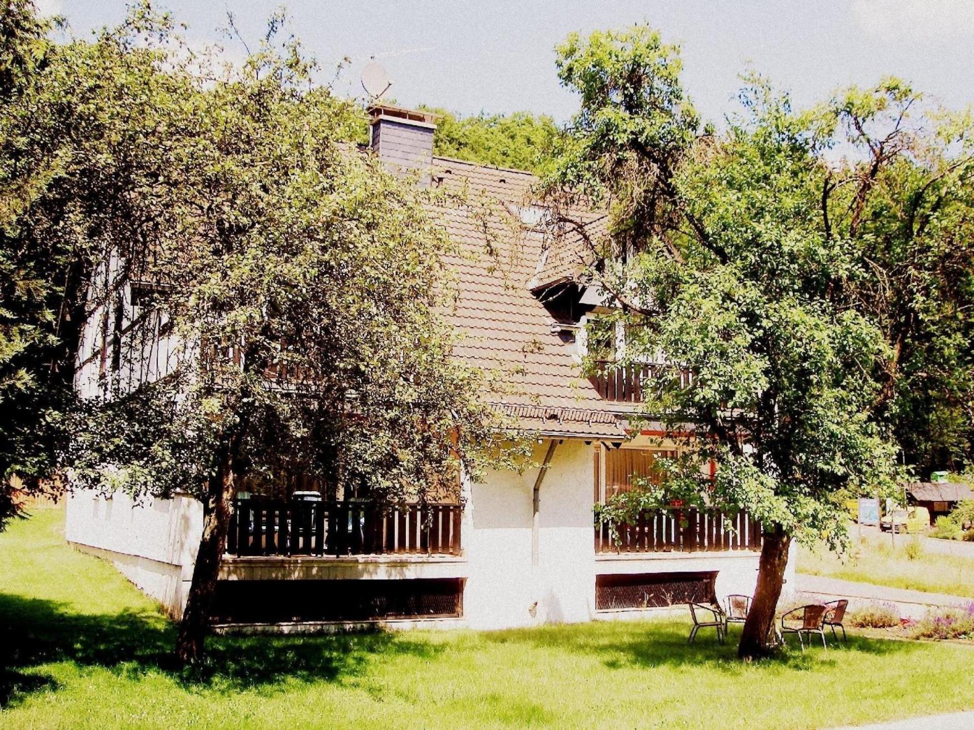 Gemuetliche Ferienwohnung In Frohnhofen Mit Garten Eichenbach Exterior photo